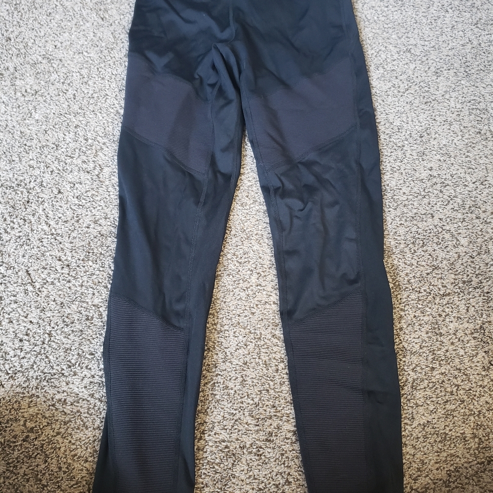 Zyia high rise leggings